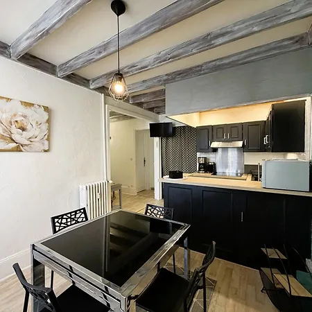 Appartement Mont-dore, 2 Pièces, 4 Personnes - Fr-1-608-208 Le Mont-Dore
